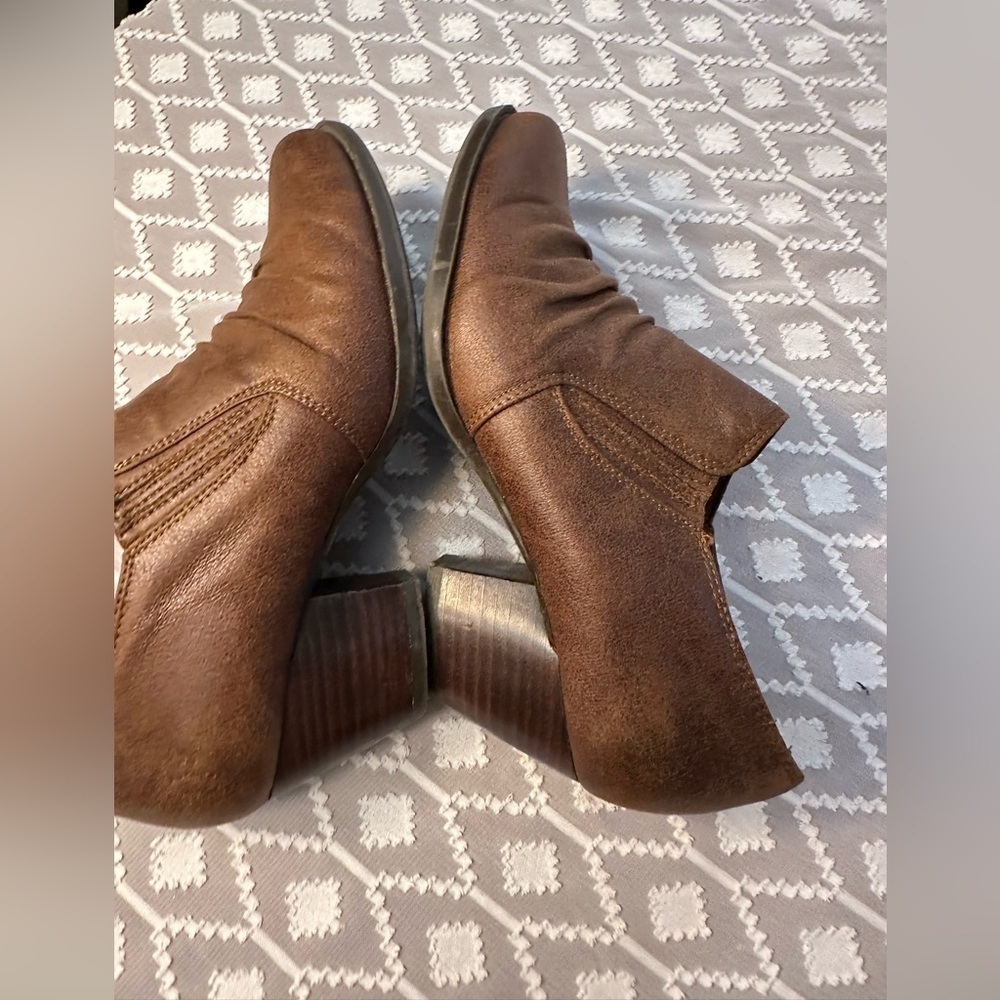 Baretraps Brown Ankle Boots Women’s Size 6M - Picture 5 of 13